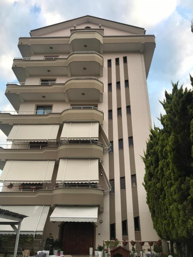 Guest House Il Palazzo Durrës Eksteriør bilde
