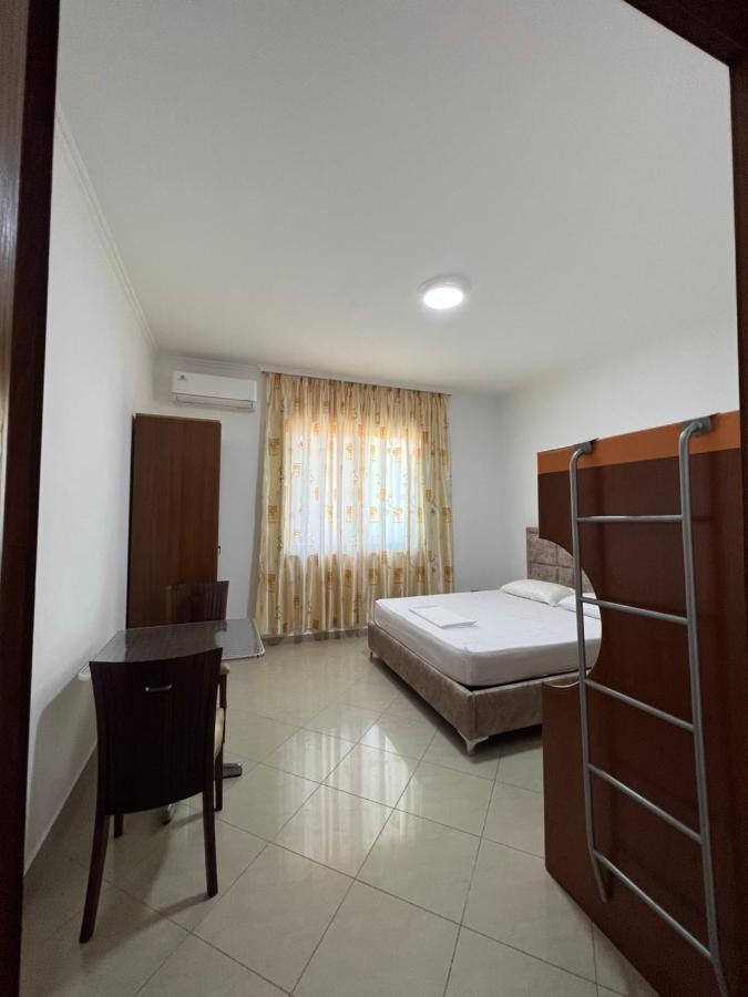 Guest House Il Palazzo Durrës Eksteriør bilde