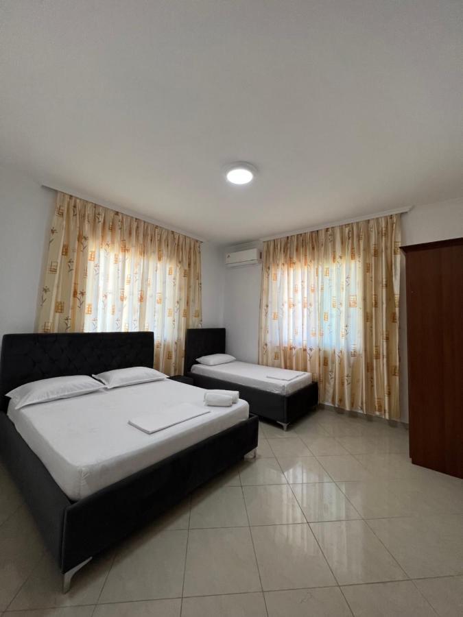Guest House Il Palazzo Durrës Eksteriør bilde