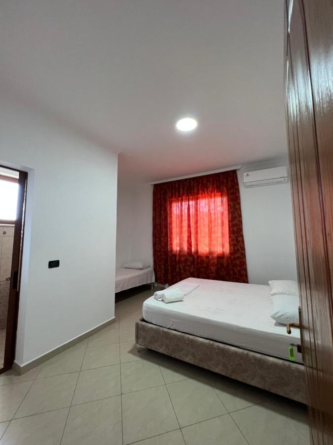 Guest House Il Palazzo Durrës Eksteriør bilde
